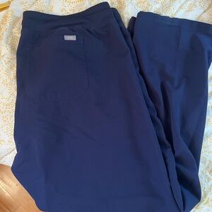 Women’s XXL figs Livingston scrub pants navy blue